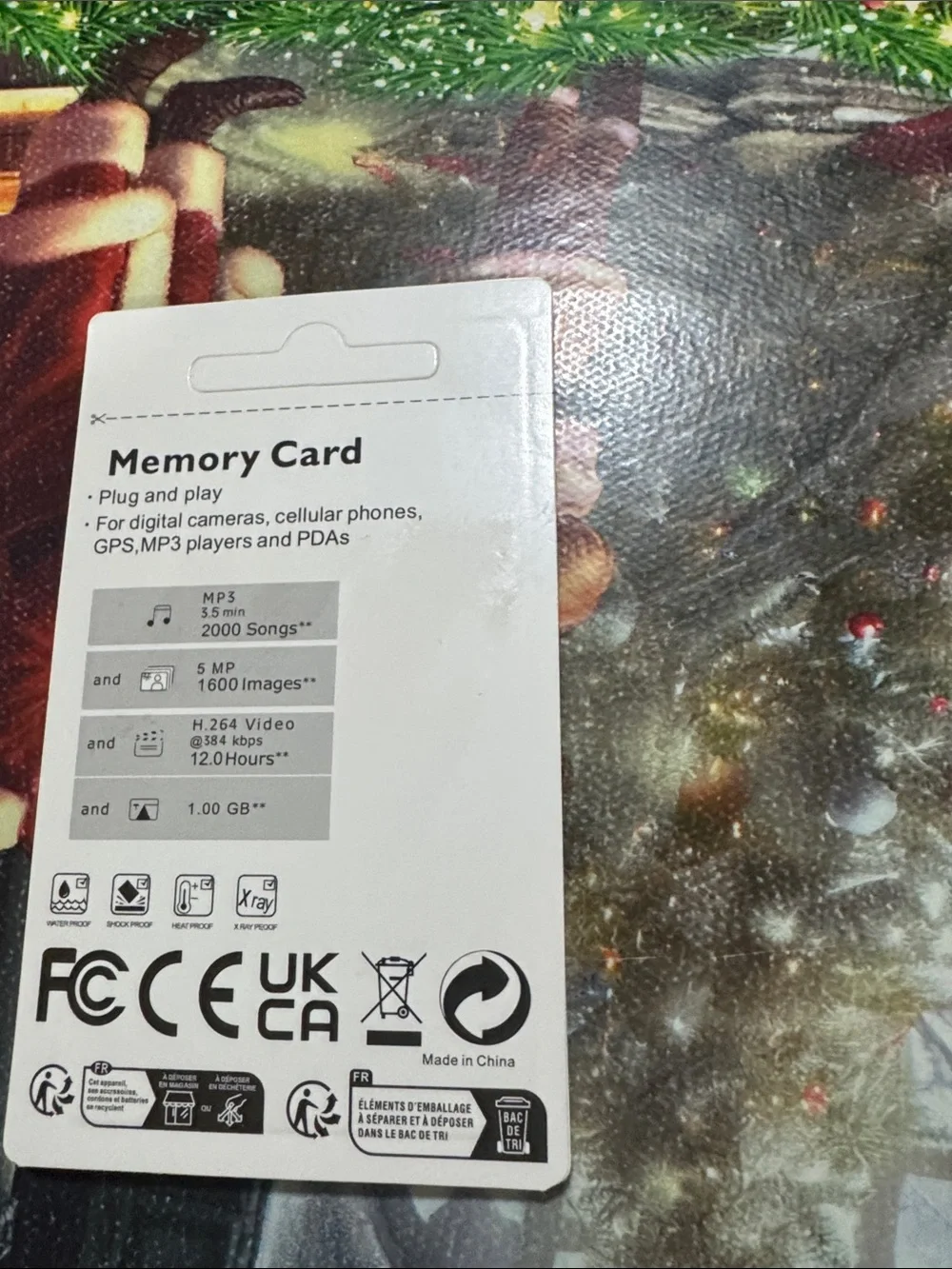 Lenovo 256GB microSD Card with SD Adapter - Black and Red Packaging